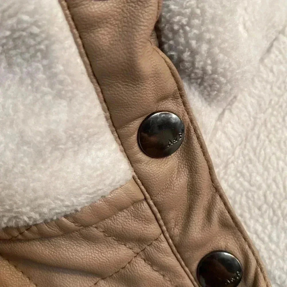 Abercrombie & Fitch women’s pullover fleece/faux leather sweatshirt - medium - Picture 3 of 7